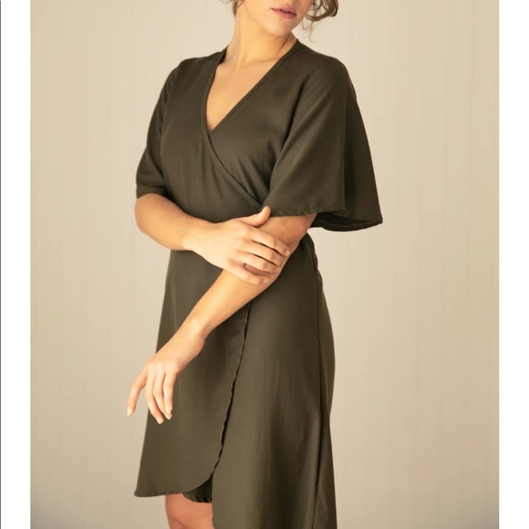 NWT Eco Friendly Black Tasi Travels TENCEL Wrap dress - Picture 4 of 10